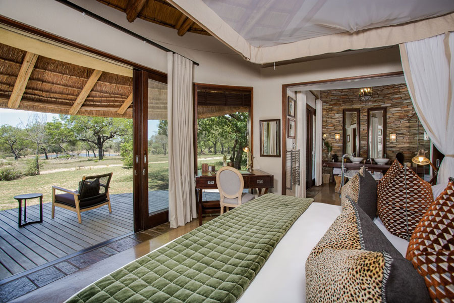 Makanyi-Lodge-Bedroom-(8)